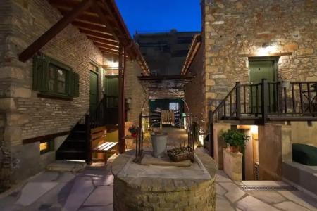 Athenian Residences - 143