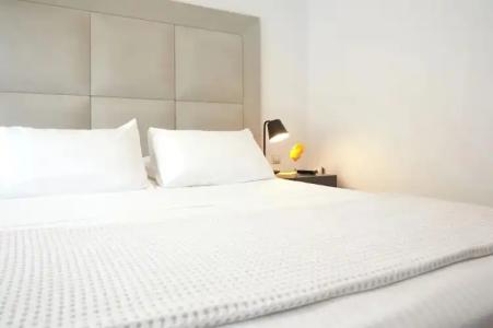 Athenian Residences - 180