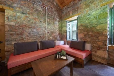 Athenian Residences - 96