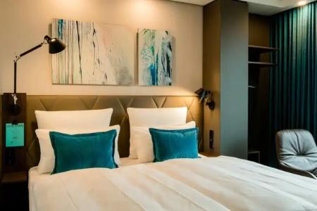 Motel One Koln-Neumarkt - 23