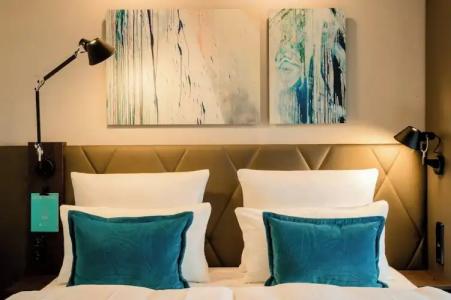 Motel One Koln-Neumarkt - 38