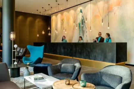 Motel One Koln-Neumarkt - 25