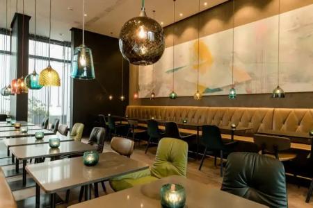 Motel One Köln-Neumarkt - 22