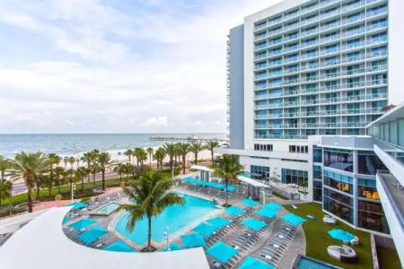 Wyndham Grand Clearwater Beach - 15