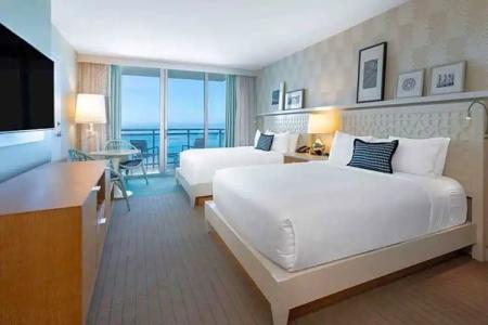 Wyndham Grand Clearwater Beach - 62