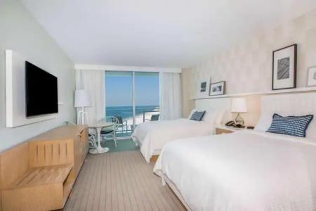 Wyndham Grand Clearwater Beach - 82
