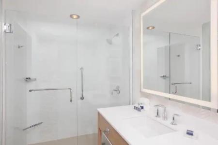 Wyndham Grand Clearwater Beach - 74