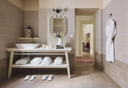 Bohemian Suites Athens - 2