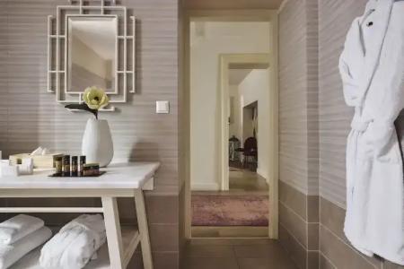 Bohemian Suites Athens - 198