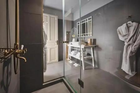 Bohemian Suites Athens - 72