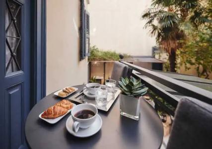 Bohemian Suites Athens - 92