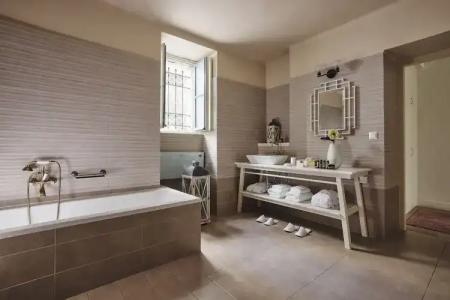 Bohemian Suites Athens - 202