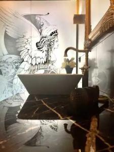 Bohemian Suites Athens - 170