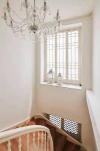 Bohemian Suites Athens - 18