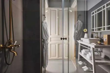 Bohemian Suites Athens - 9