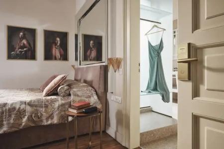 Bohemian Suites Athens - 61