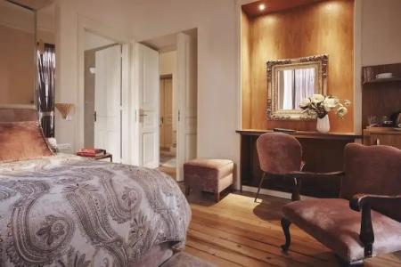 Bohemian Suites Athens - 62