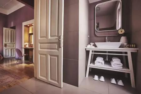 Bohemian Suites Athens - 82