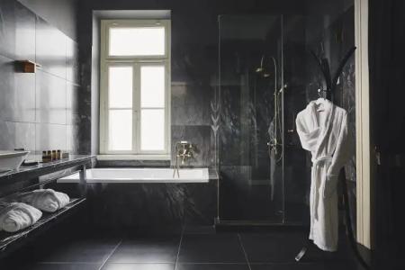 Bohemian Suites Athens - 10