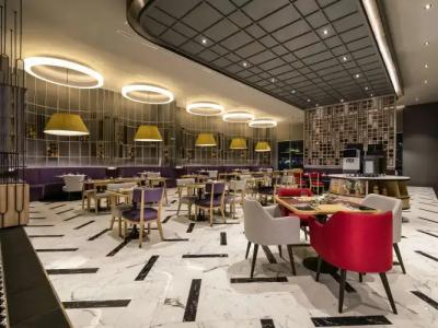 Novotel Bangkok Sukhumvit 4 - 21