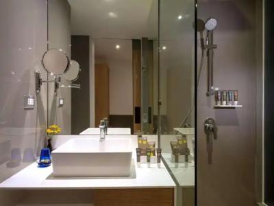 Novotel Bangkok Sukhumvit 4 - 16