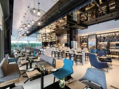 Novotel Bangkok Sukhumvit 4 - 18