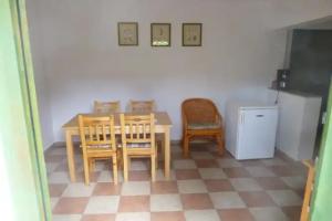 Agroger Udulo, Balatonudvari