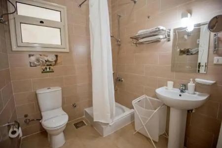 Lilly Apartments - 322