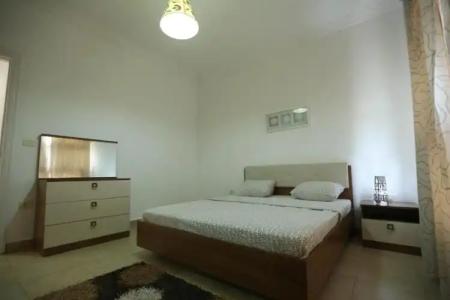 Lilly Apartments - 210