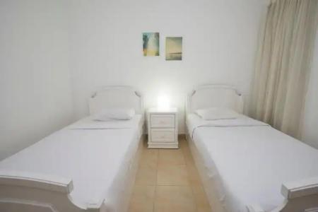 Lilly Apartments - 216