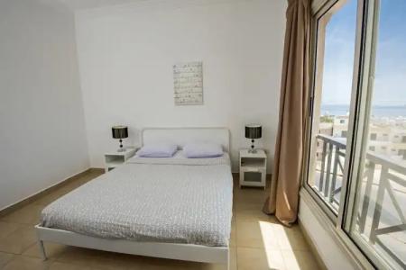 Lilly Apartments - 255