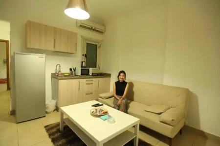 Lilly Apartments - 127