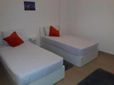 Lilly Apartments - 265