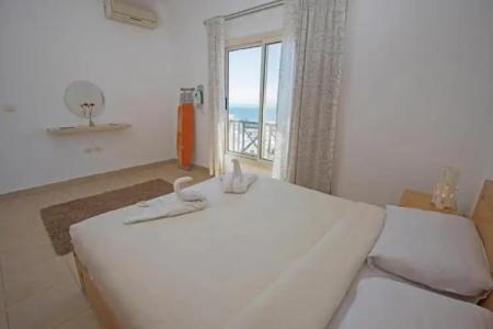 Lilly Apartments - 126