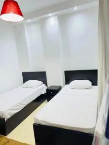 Lilly Apartments - 101