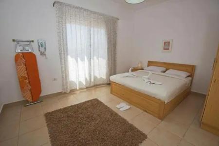 Lilly Apartments - 140