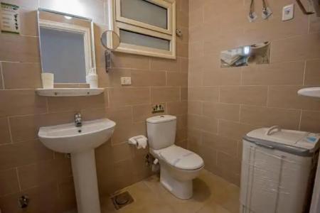 Lilly Apartments - 168