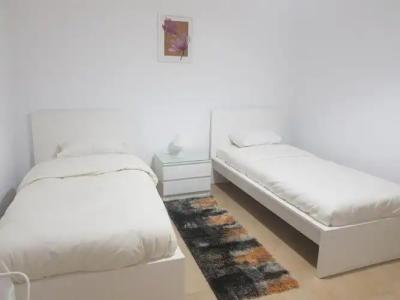 Lilly Apartments - 304