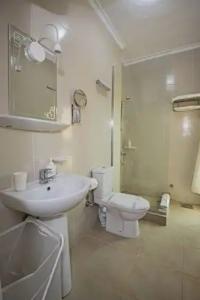 Lilly Apartments - 283