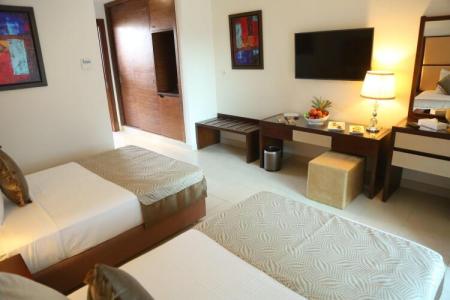 Tolip Golden Plaza - 1