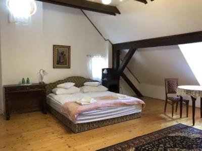 The Houses of History - anno 1830 - 79