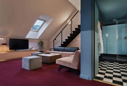 Stories Boutique - 5