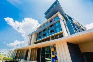 The Aristo Resort, Surin