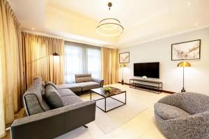 Dubai Creek Club Villas, Dubai