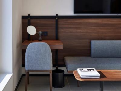 FORM Dubai, a Member of Designs - 126