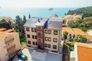 Apartments Monte Re, Petrovac