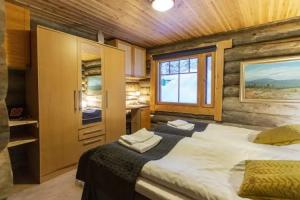 Guest House «Chalet Kuukkeli AuroraCabins», Saariselka