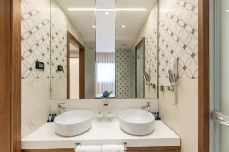 HUMA Kotor Bay and Villas - 122