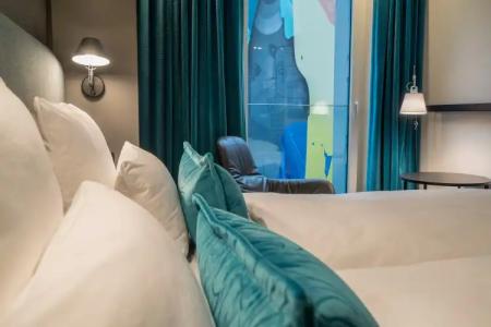 Motel One Berlin-Alexanderplatz - 16