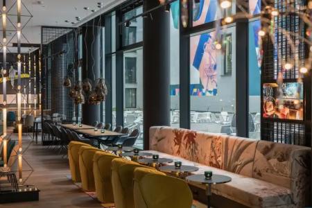 Motel One Berlin-Alexanderplatz - 10